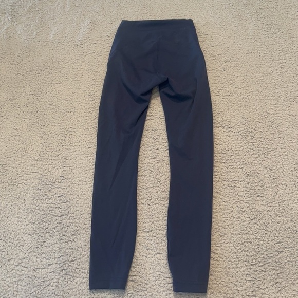Lululemon Instill High-Rise Tight 25"
True Navy size 0 - Picture 5 of 10